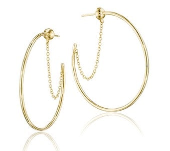 These 10k yellow gold hoops from TACORI’s Love, Los Angeles collection feature a minimalist chain detail