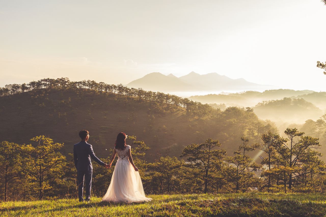 A newly wed couple takes on a breatht