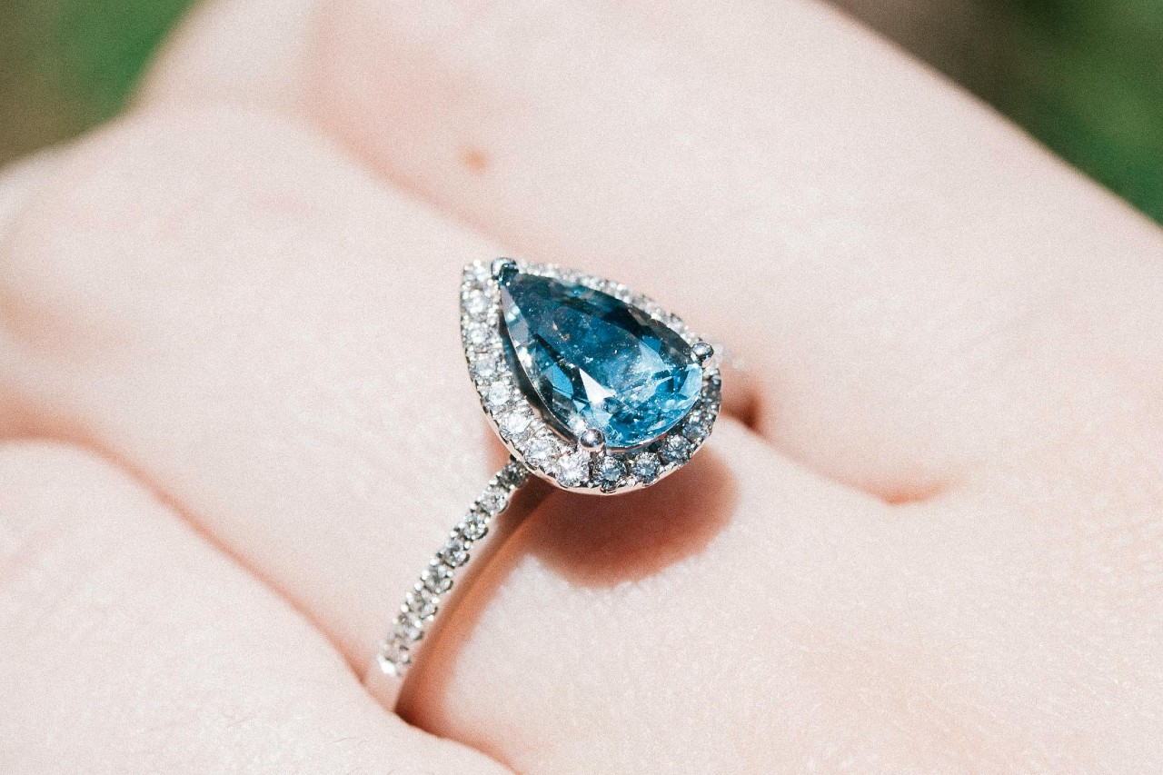 Awe-Inspiring Aquamarine: Birthstone Jewelry for March Awe-Inspiring Aquamarine: Birthstone Jewelry for March