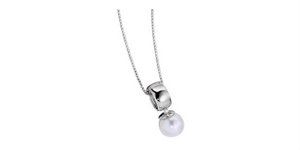 Elle Sleek Pendant Necklace