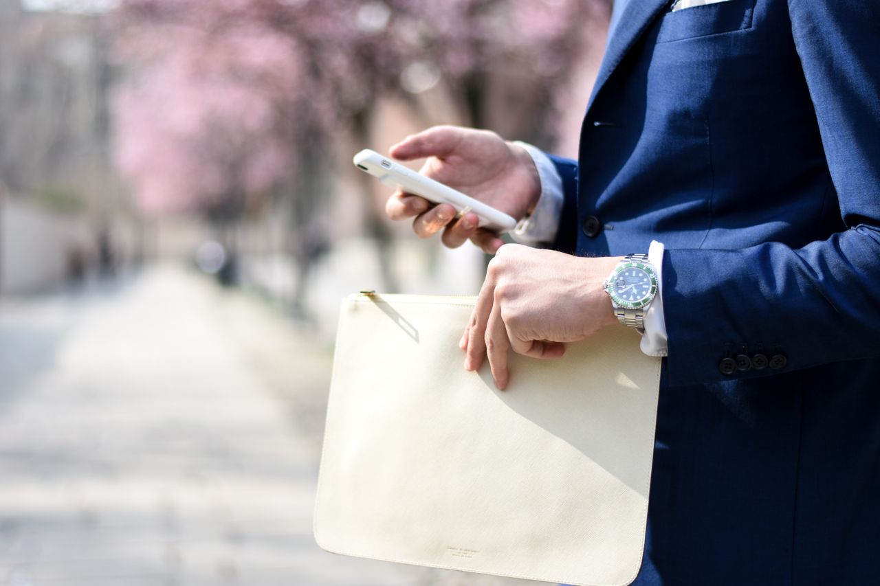 BENEFITS OF ONLINE SHOPPING FOR LUXURY JEWELRY BENEFITS OF ONLINE SHOPPING FOR LUXURY JEWELRY