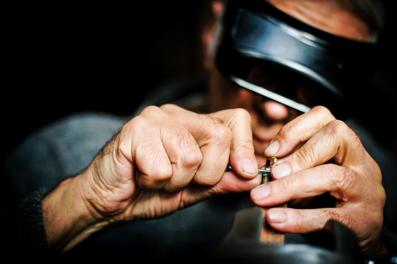 JEWELRY PROBLEMS THAT REQUIRE REPAIRS