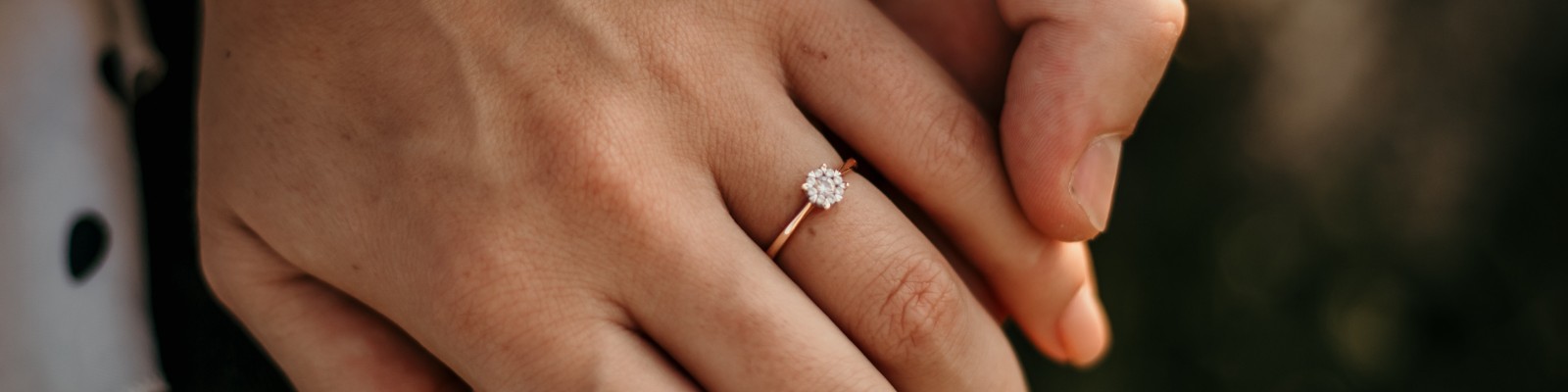 JEWELRY STORES IN HAMDEN