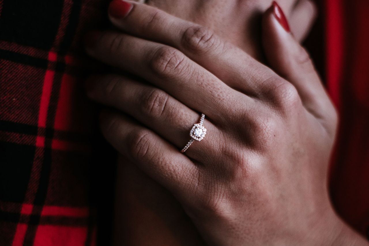SHOP SIMPLE ENGAGEMENT RINGS AT Rumanoff's Jewelers SHOP SIMPLE ENGAGEMENT RINGS AT Rumanoff's Jewelers